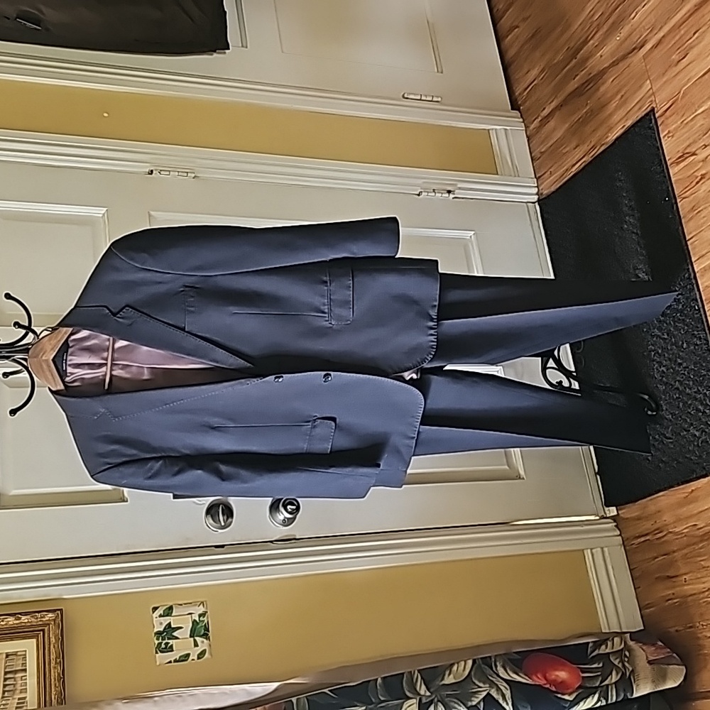 Quality Suit - image 3